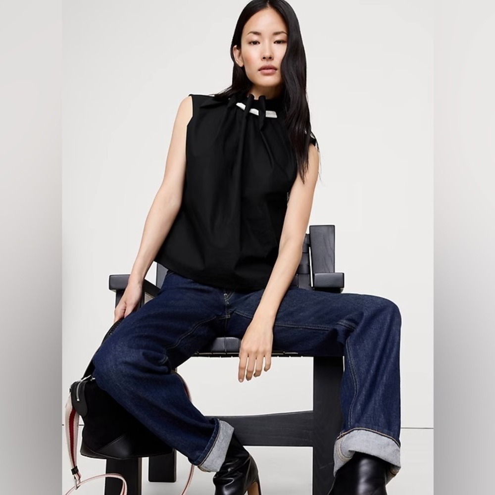 NWT! Banana Republic Black Cotton Poplin Cinch-Neck Top - Size Small 🌅2️⃣
